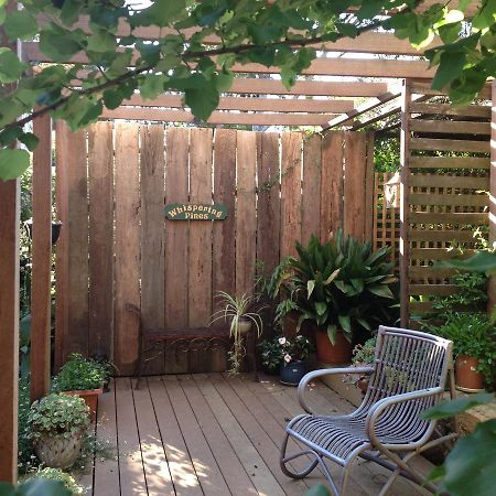 Whispering Pines Bed And Breakfast Collie Esterno foto