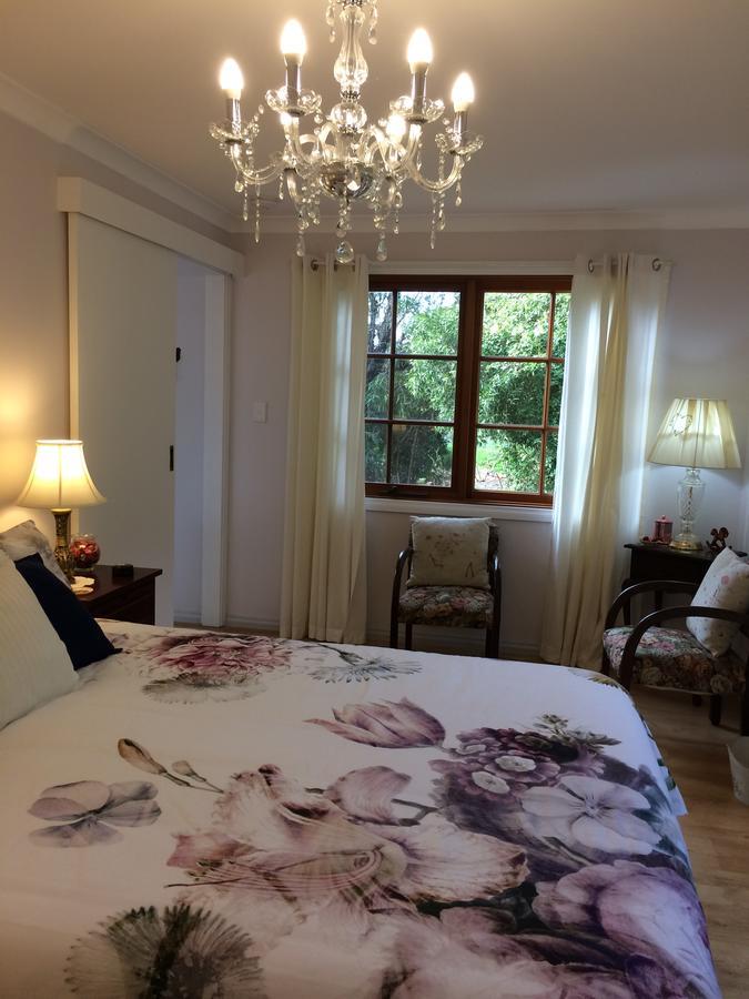 Whispering Pines Bed And Breakfast Collie Esterno foto